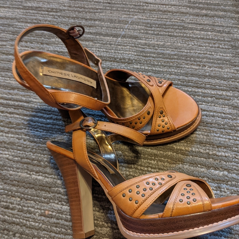 Women's sandal heels
